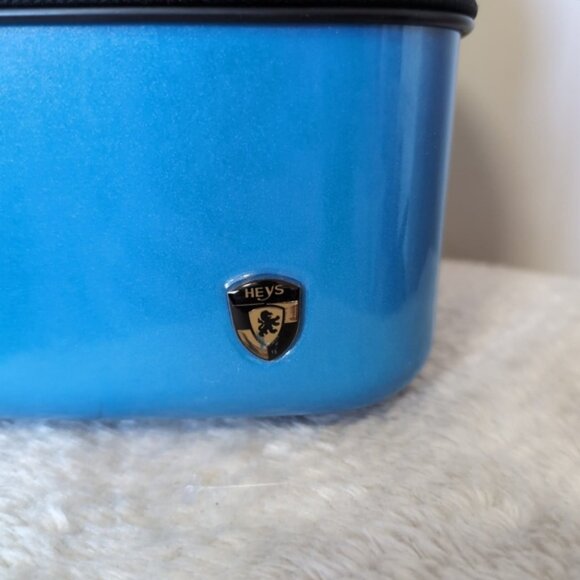 Heys Hardshell Travel Toiletry Cosmetic Jewelry Carrying Case - Picture 7 of 9